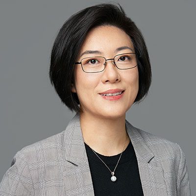 portrait of Cindy Hu