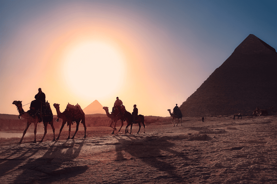 エジプト砂漠の朝景